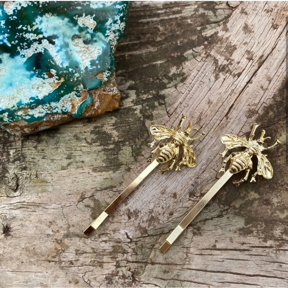 🐝Revive hair Barrettes 🐝